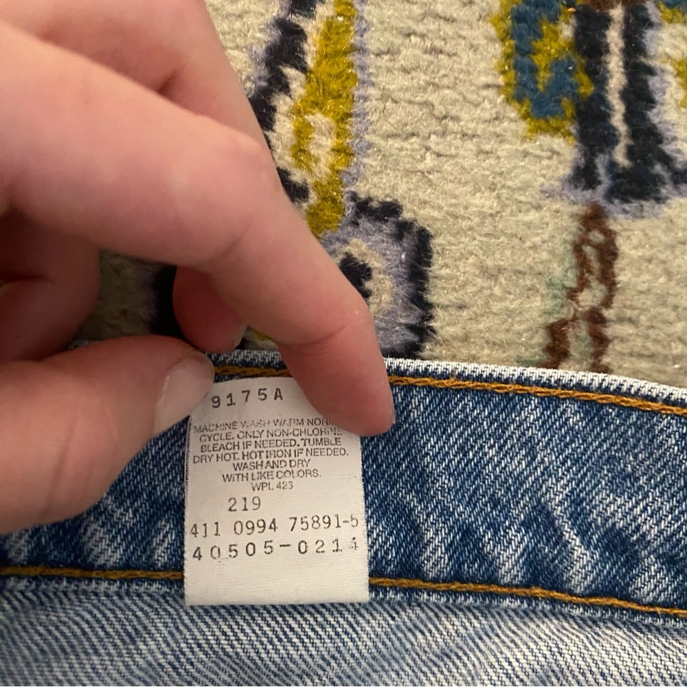 Vintage Levi's 505 jeans - Picture 4 of 9